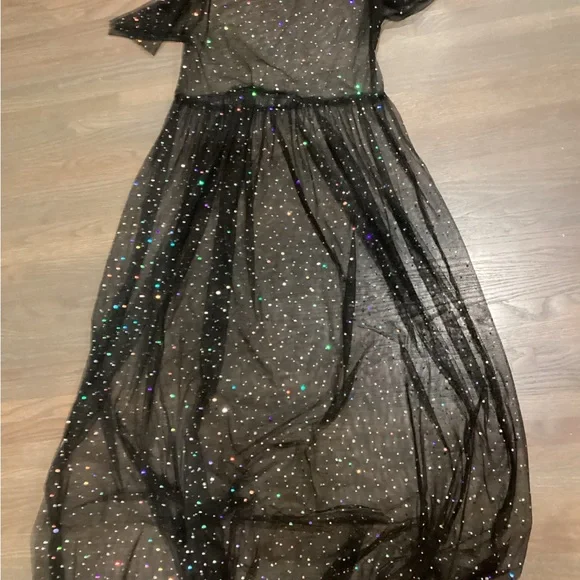 Forever 22 Sparkly Black Net Maxi Dress - Picture 2 of 4